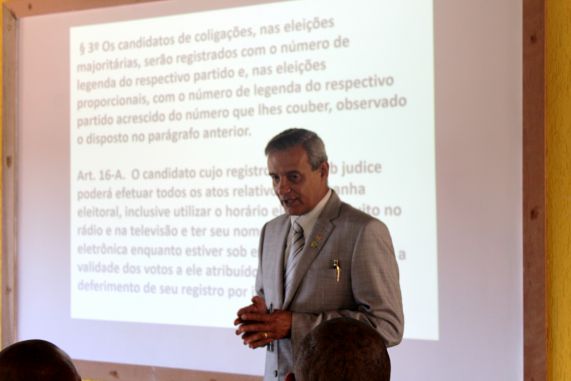 You are currently viewing Assessor Especial da Assembleia Legislativa de SP e Presidente Nacional do PEN, Dr. Paulo Cordeiro integra a Folha Carapicuibana e ministra workshop em Cotia